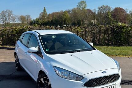 Ford Focus 110.000 km 8.000 &euro; Langenfeld 40764