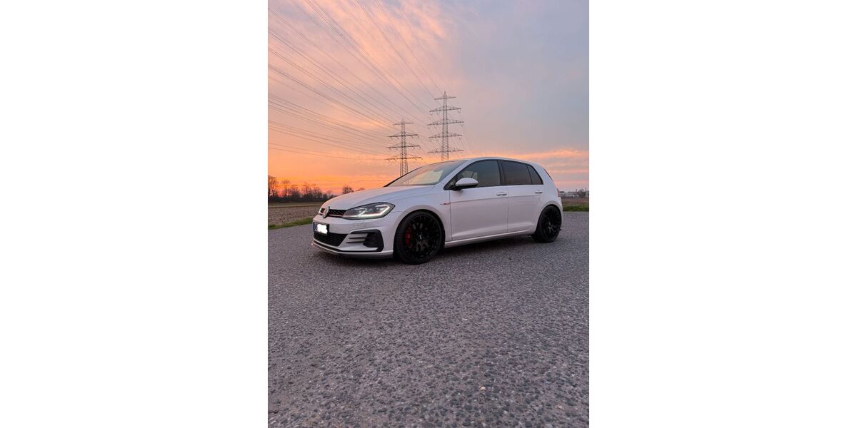 VW Golf 85.500 km 24.900 &euro; Dormagen 41542