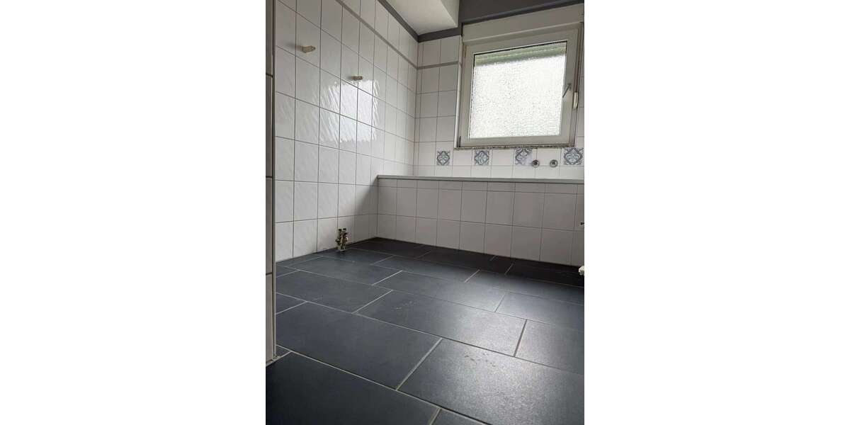 Etagenwohnung Kerpen Balkhausen - 3 Zimmer, 76 m&sup2;, 906&euro; | Angebot:26994177