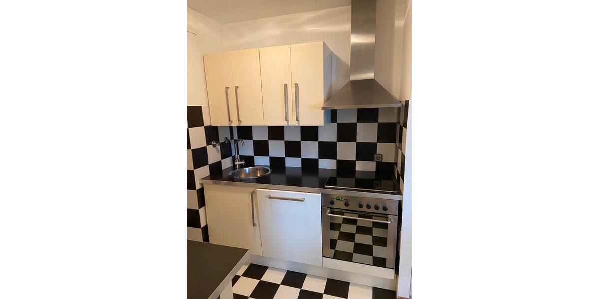 Etagenwohnung Köln Kalk - 2 Zimmer, 37 m&sup2;, 170.000&euro; | Angebot:25408301