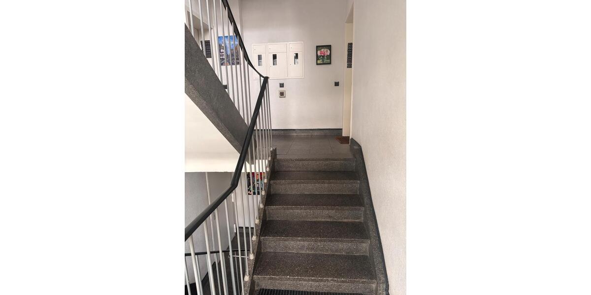 Dachgeschoßwohnung Hilden - 3 Zimmer, 77 m&sup2;, 242.000&euro; | Angebot:26955708