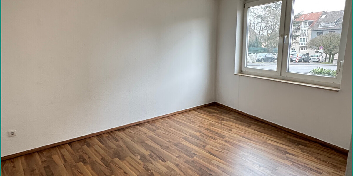 DREIFAMILIENHAUS IM STADTZENTRUM VON REMSCHEID – 2 WOHNEINHEITEN VERMIETET – MÖGLICHKEIT ZUM EIGENNU - Mehrfamilienhaus, Wohnhaus Remscheid Alt-Remscheid | Angebot:26846636