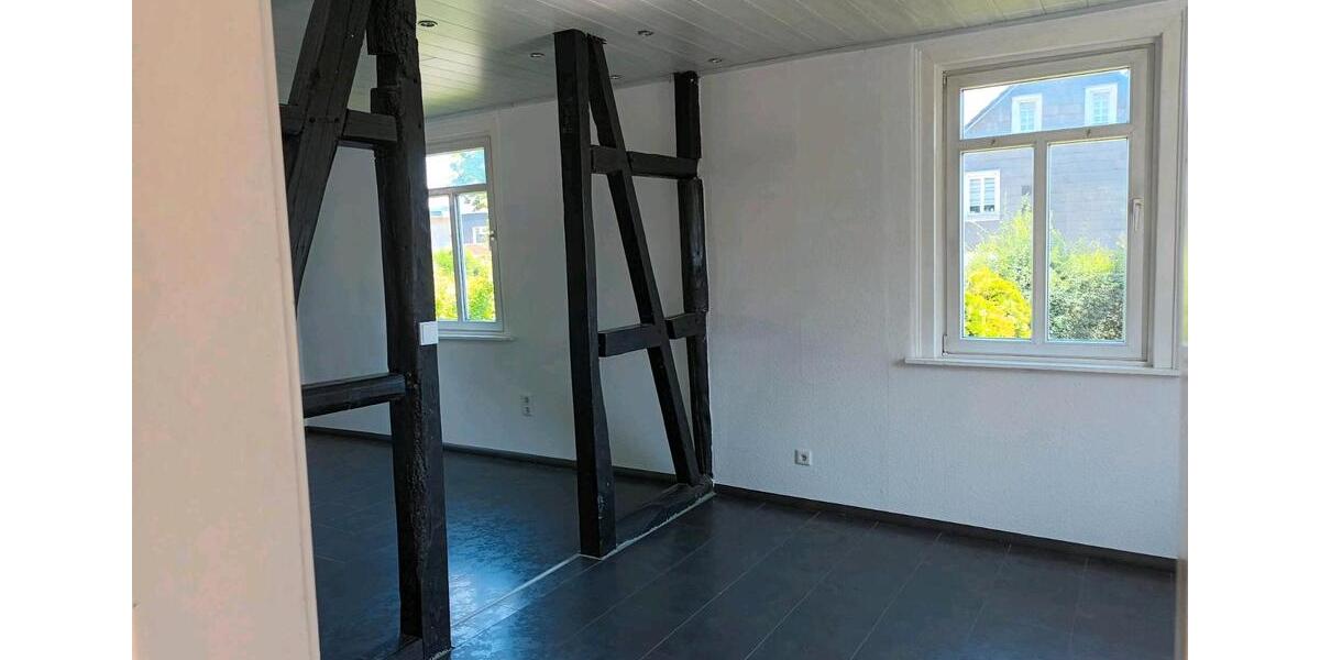 Einfamilienhaus Remscheid Reinshagen - 5 Zimmer, 133 m&sup2;, 280.000&euro; | Angebot:24781858