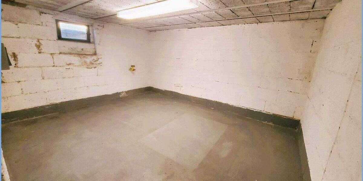 Einfamilienhaus Frechen Bachem - 7 Zimmer, 129 m&sup2;, 450.000&euro; | Angebot:24498571