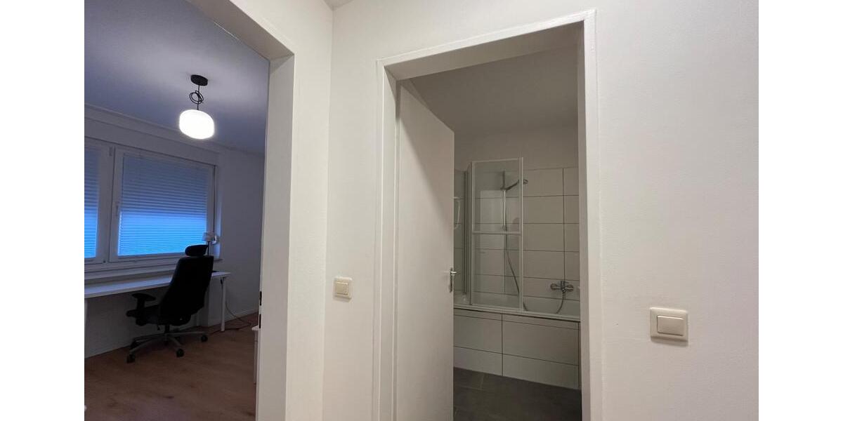 Erdgeschoßwohnung Düsseldorf Oberbilk - 1 Zimmer, 28 m&sup2;, 545&euro; | Angebot:26104536