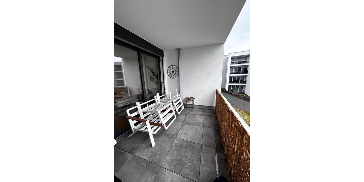 Etagenwohnung Bergisch Gladbach Gronau - 3 Zimmer, 90 m&sup2;, 1.645&euro; | Angebot:25571169