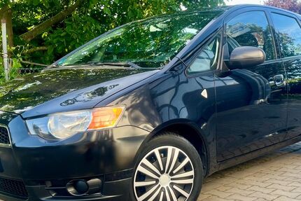 Mitsubishi Colt 150.000 km 3.000 &euro; Grevenbroich 41515
