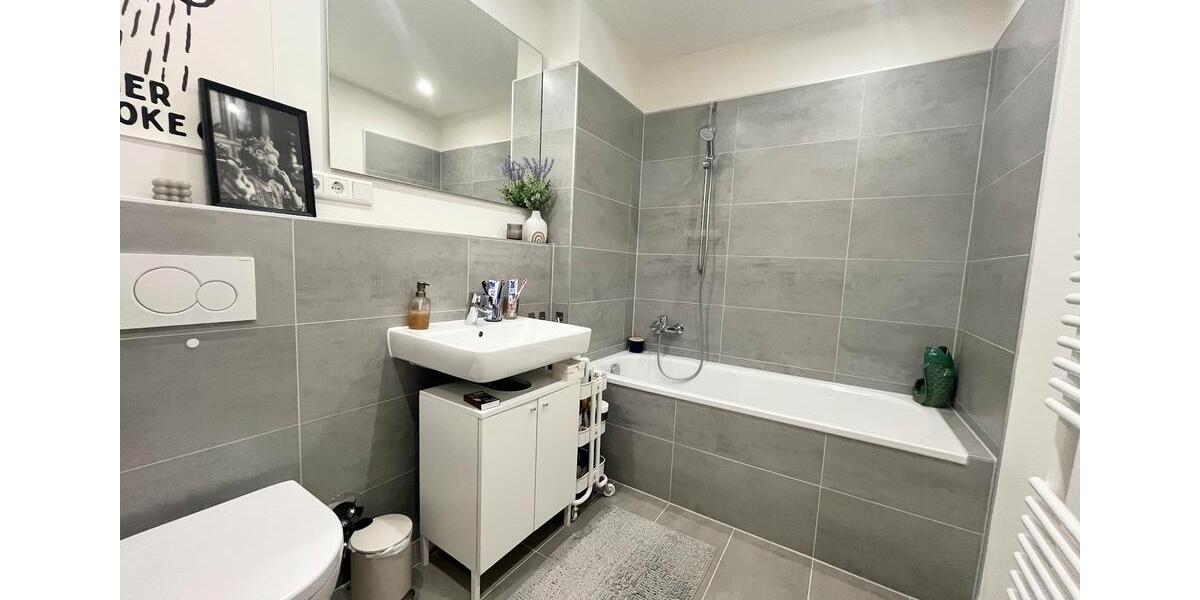 Etagenwohnung Köln Rodenkirchen - 6 Zimmer, 150 m&sup2;, 2.400&euro; | Angebot:26444031