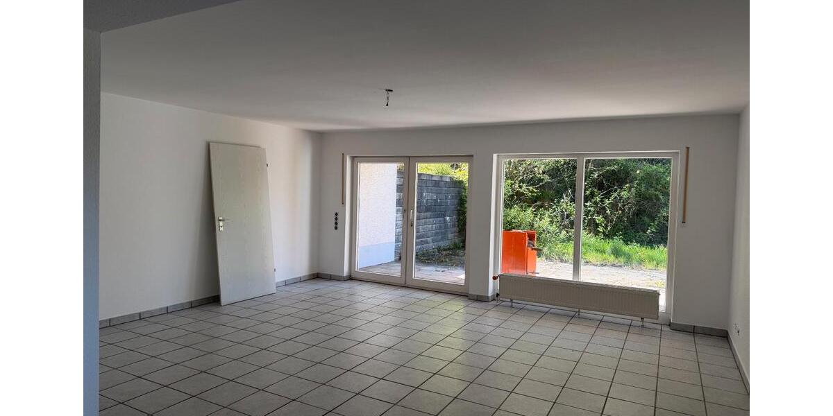 Doppelhaushälfte Bergisch Gladbach Paffrath - 5 Zimmer, 195 m&sup2;, 2.400&euro; | Angebot:26322264