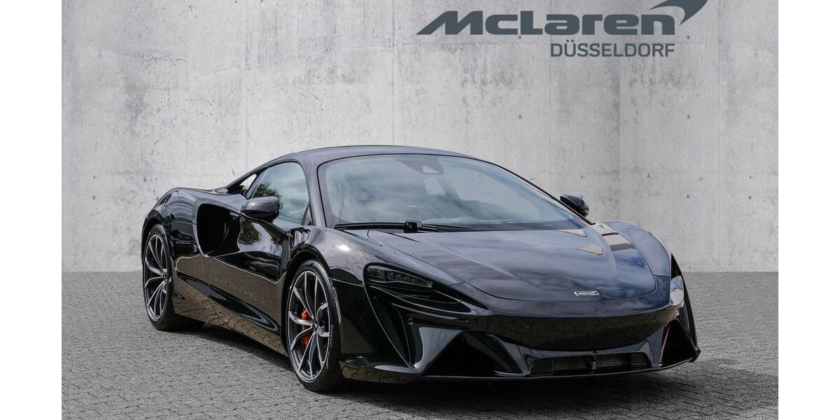 McLaren Artura 7.810 km 207.990 € Düsseldorf 40476