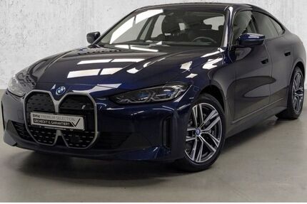 BMW i4 30.282 km 40.980 &euro; Düsseldorf 40595