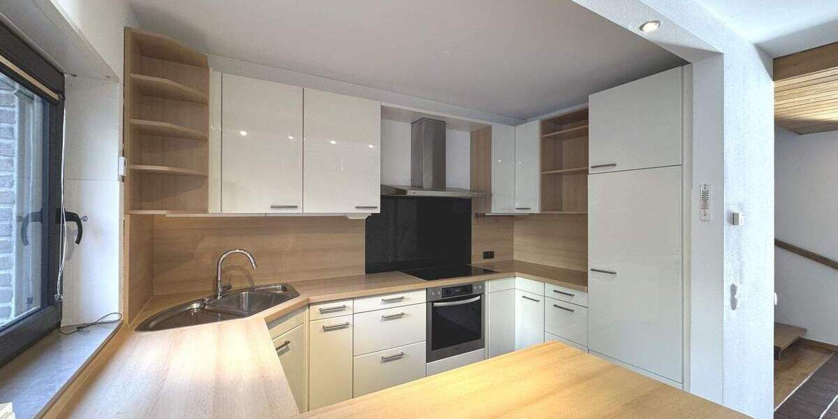 Großzügiges Einfamilienhaus in Burscheid! 6 zimmer