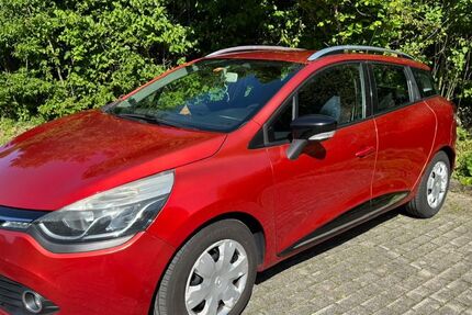 Renault Clio 231.000 km 2.800 &euro; Solingen 42651