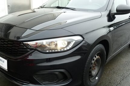 Fiat Tipo Street 1.4 Klima Tempomat Alu+ Winterräder