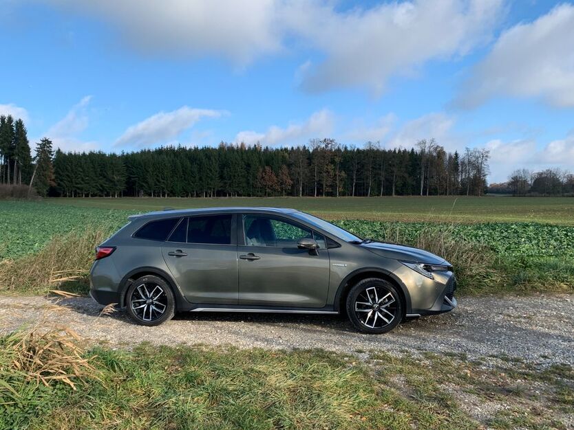 Toyota Corolla 50.807 km 20.900 € Köln 50667