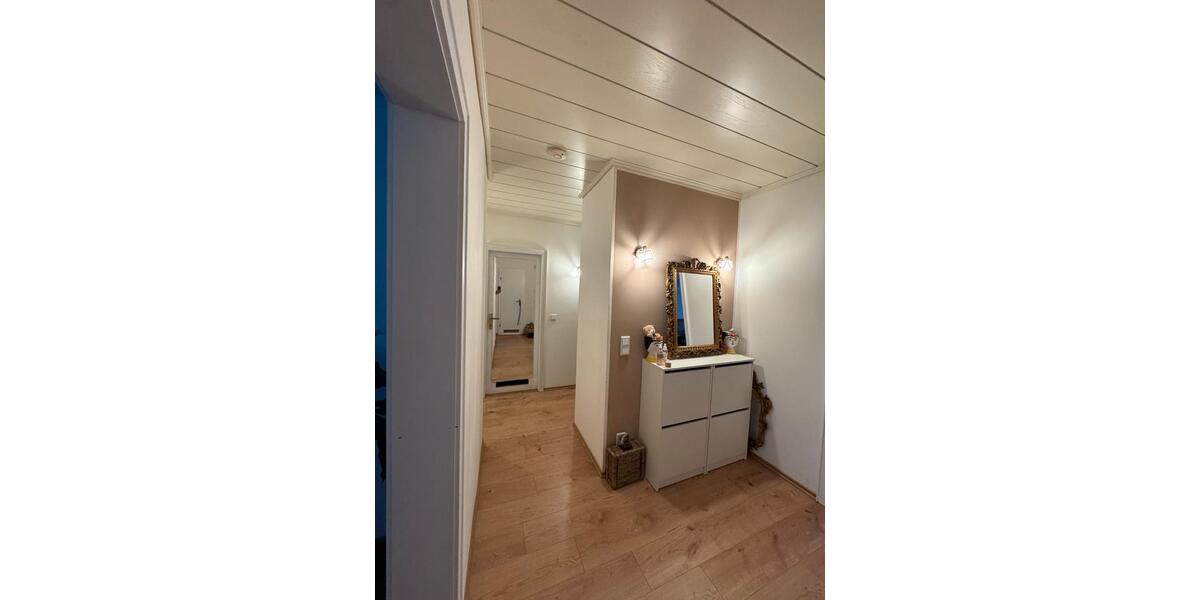 Etagenwohnung Leverkusen Bergisch Neukirchen - 3 Zimmer, 1.270&euro; | Angebot:23169761