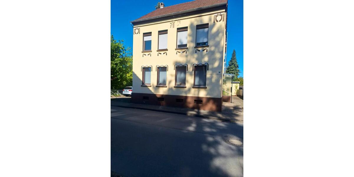 Etagenwohnung Langenfeld (Rheinland) - 9 Zimmer, 212 m&sup2;, 3.500&euro; | Angebot:26385101