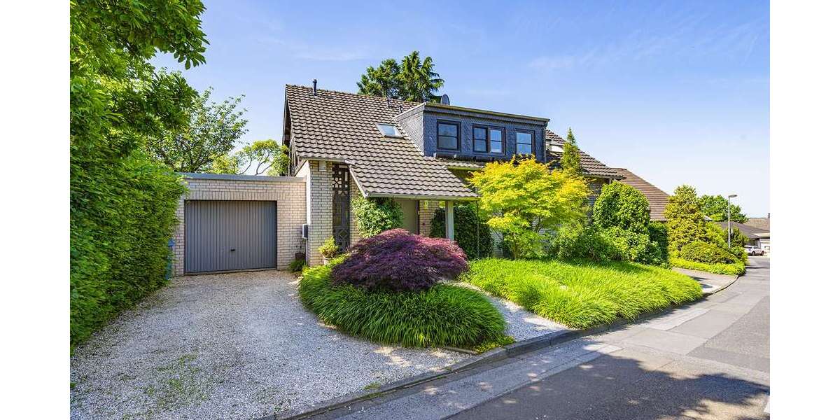 Einfamilienhaus Leichlingen - 6 Zimmer, 242 m&sup2;, 950.000&euro; | Angebot:27165958