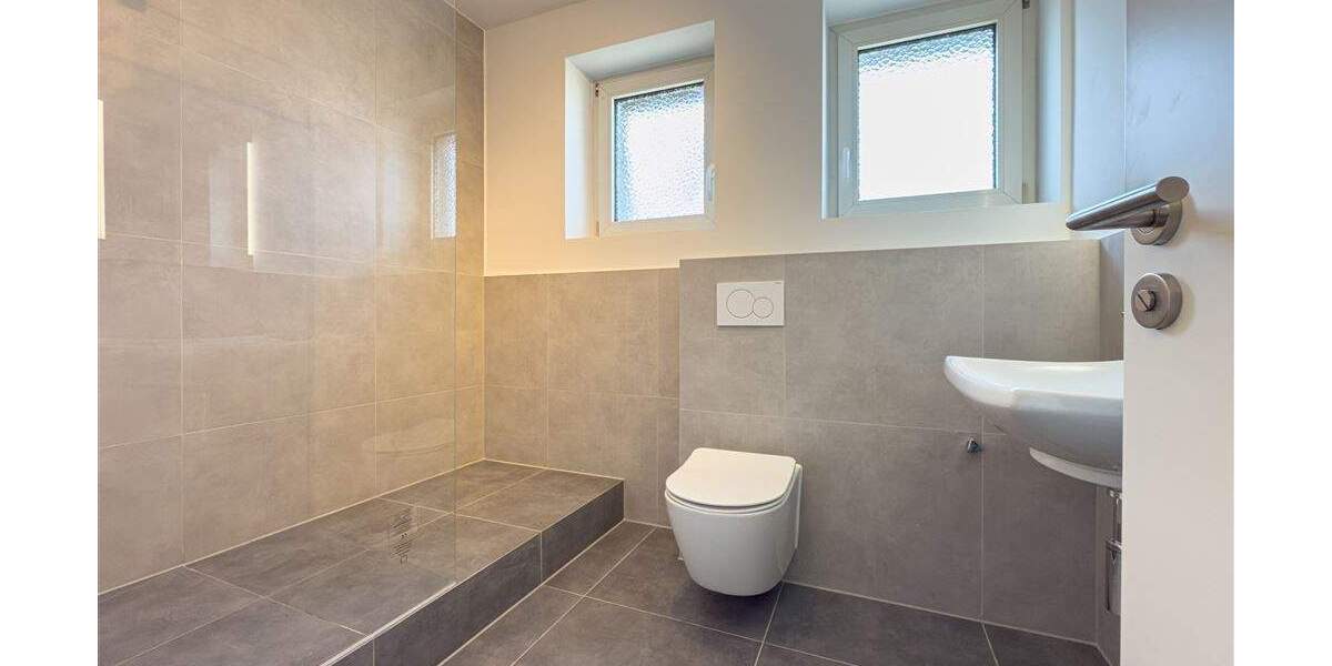 Etagenwohnung Neuss Barbaraviertel - 2 Zimmer, 159.900&euro; | Angebot:25696362