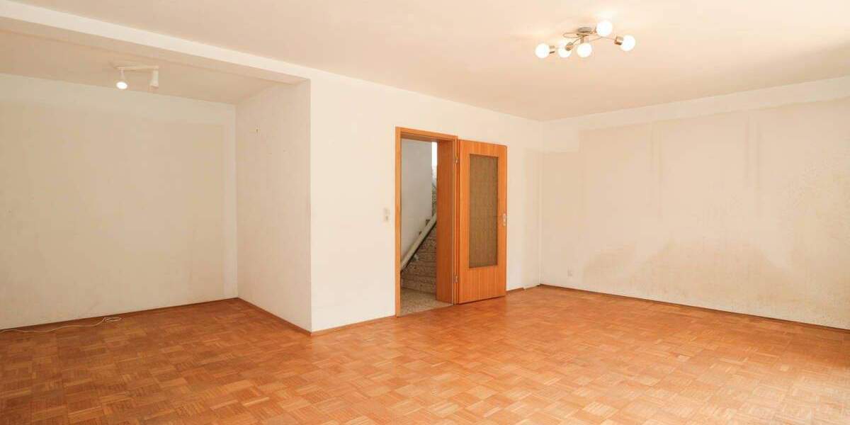 Reihenendhaus Grevenbroich/Langwaden Langwaden - 6 Zimmer, 156 m&sup2;, 195.000&euro; | Angebot:24622462