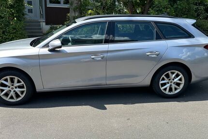 Seat Leon 79.655 km 15.300 &euro; Lohmar 53840