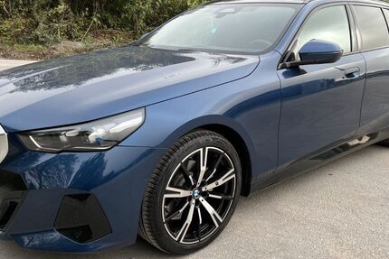 BMW 520 4.900 km 58.500 &euro; KÖLN 50678