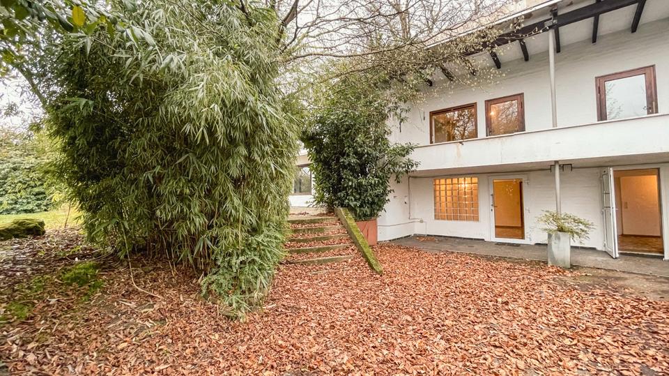 Einfamilienhaus Bergisch Gladbach Alt-Frankenforst - 8 Zimmer, 200 m&sup2;, 600.000&euro; | Angebot:27301292