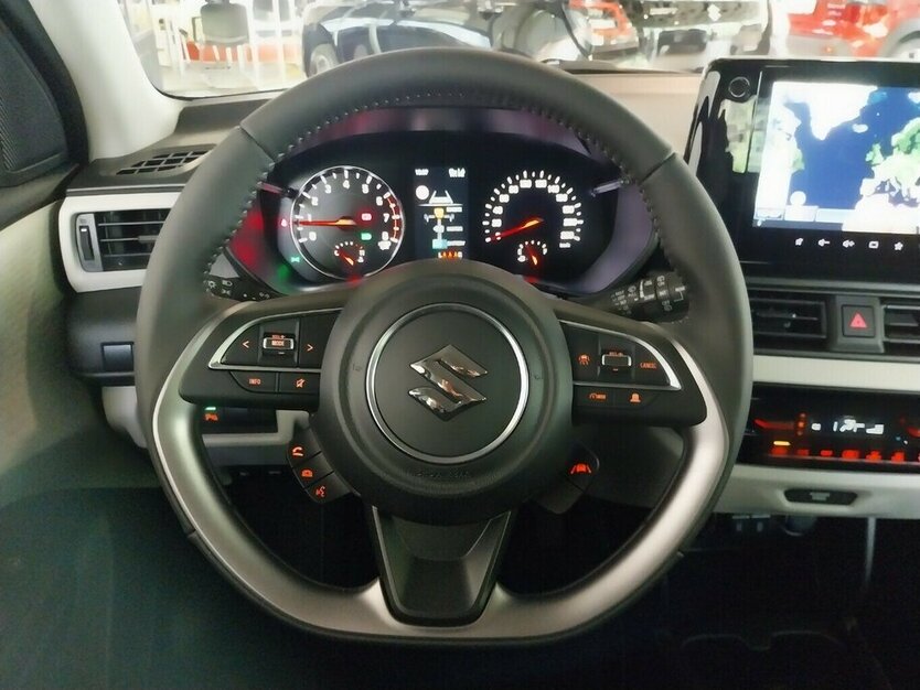 Suzuki Swift Comfort 3.000 km 18.880 € HAAN 42781