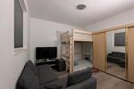 Sublet for 1 month - Studio Apartment Wohnung, with a garden 1 zimmer