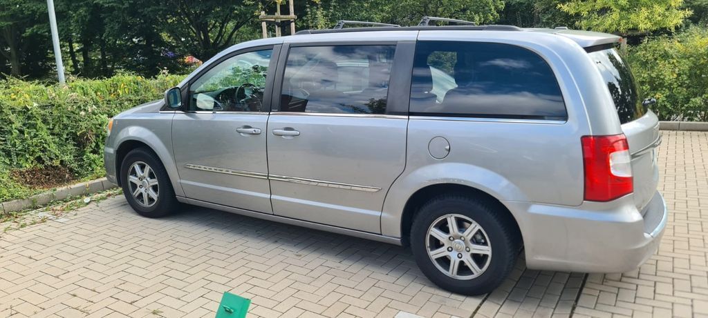 Chrysler Grand Voyager 260.000 km 6.500 € Köln 50765