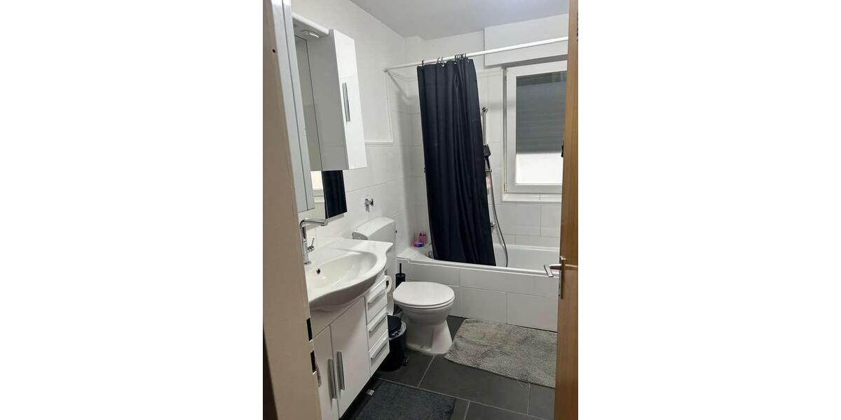 Etagenwohnung Wermelskirchen - 3 Zimmer, 79 m&sup2;, 240.000&euro; | Angebot:25611399