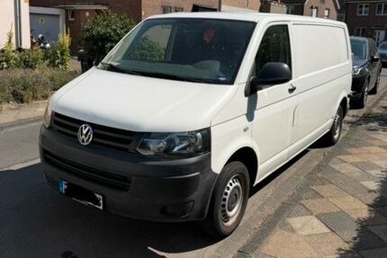 VW T5 Transporter 258.904 km 7.900 &euro; Düsseldorf 40547