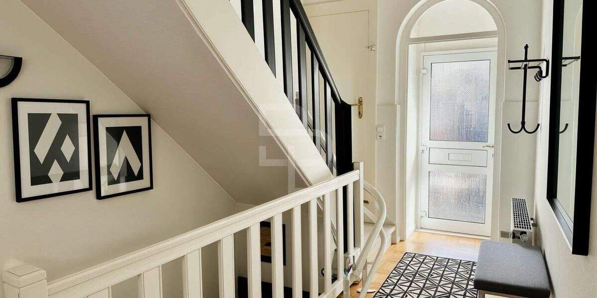 Reihenmittelhaus Köln Mauenheim - 4 Zimmer, 120 m&sup2;, 599.000&euro; | Angebot:24042425