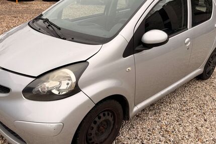 Toyota Aygo (X) 130.531 km 1.390 &euro; Köln 51065