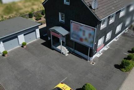 Vermietetes 3-Familienhaus in gefragter Lage von Kürten * regelmäßige Renovierungsmaßnahmen erfolgt * Erbpachtgrundstück 8 zimmer