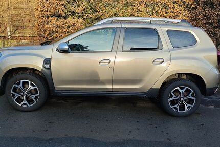 Dacia Duster 77.000 km 12.900 &euro; Düsseldorf 40629