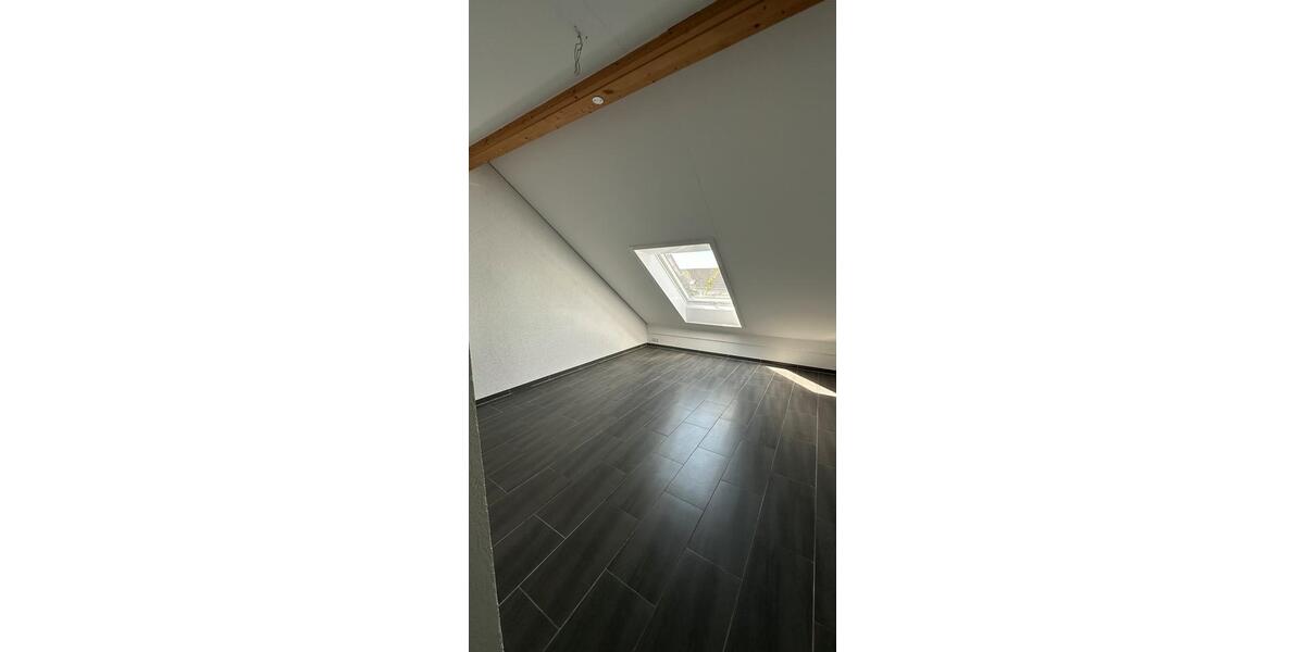 Reihenhaus Köln Chorweiler - 5 Zimmer, 141 m&sup2;, 579.000&euro; | Angebot:27297130