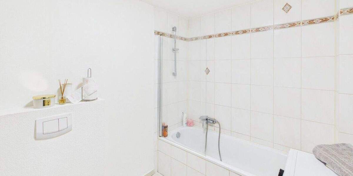 Bungalow Bergheim Niederaußem - 8 Zimmer, 314 m&sup2;, 858.000&euro; | Angebot:25385571