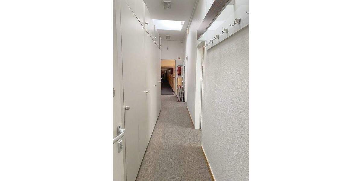 Gewerbeobjekt Düsseldorf Pempelfort - 3 Zimmer, 2.200&euro; | Angebot:25265287