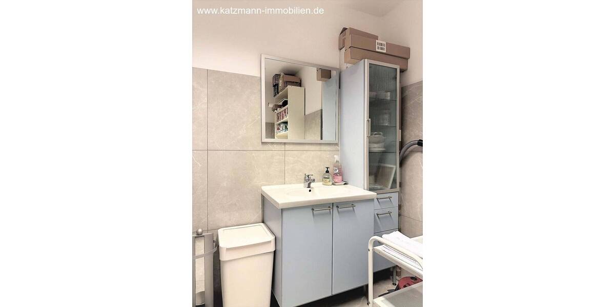 Gewerbeobjekt Kerpen Sindorf - 4 Zimmer, 109 m&sup2;, 952&euro; | Angebot:20968241