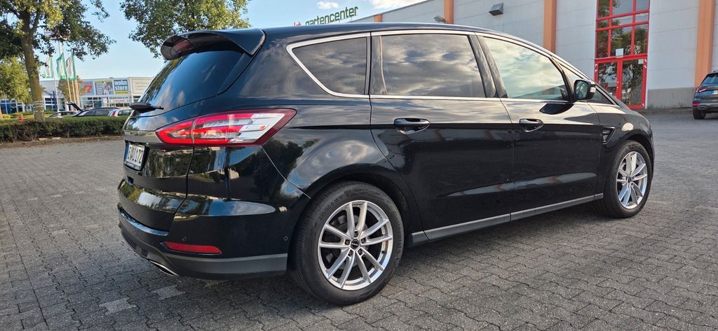 Ford S-Max 198.000 km 13.200 € Dormagen 41540