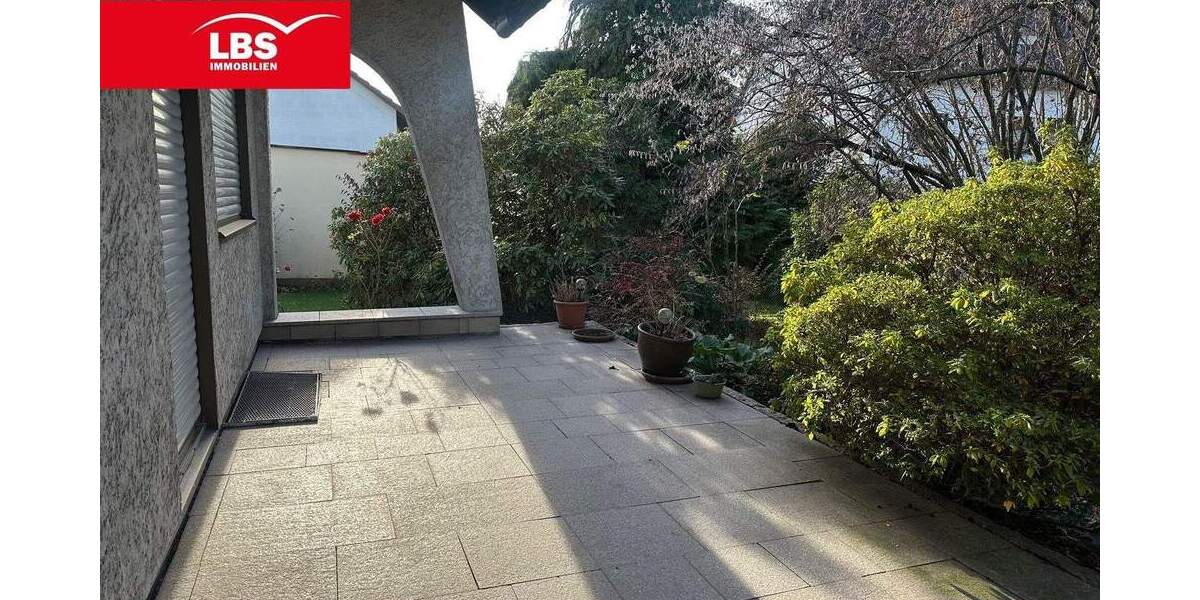 Großzügiges Einfamilienhaus mit Einliegerwohnung in Leverkusen Bürrig! 5 zimmer