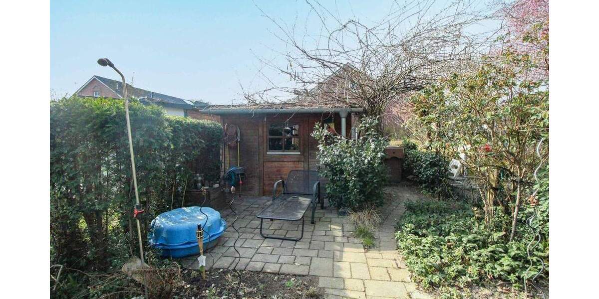 Reihenmittelhaus Neuss Stadionviertel - 6 Zimmer, 141 m&sup2;, 549.000&euro; | Angebot:25611828