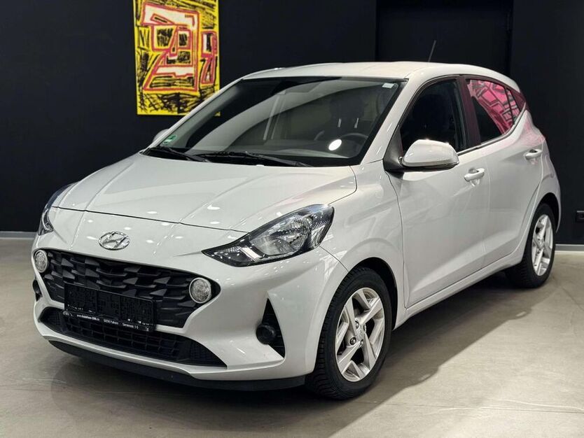 i10