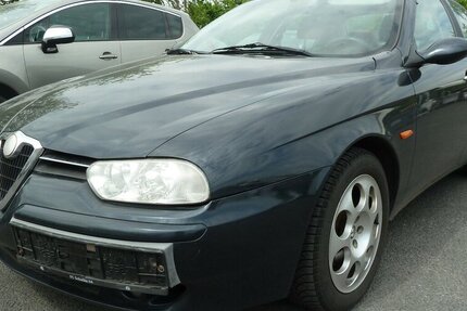 Alfa Romeo 156 Limousine 2.0 T 16V Leder Alu Bose Tüvfällig 220.000 km 690 € Ratingen 40885