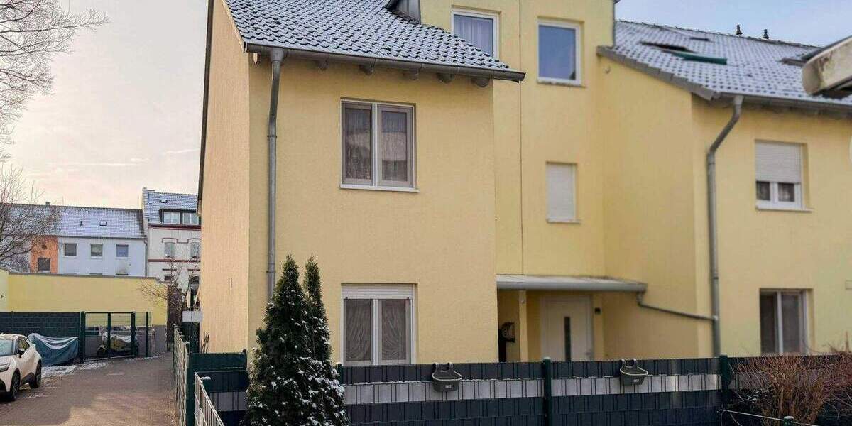 Reihenendhaus Köln Buchheim - 6 Zimmer, 135 m&sup2;, 650.000&euro; | Angebot:25142392