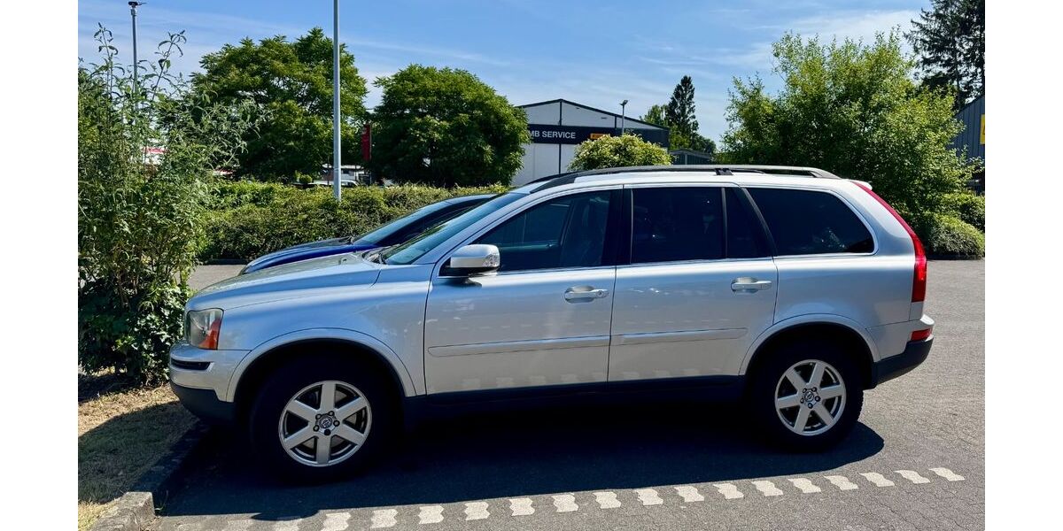 Volvo XC90 252.000 km 9.500 € Köln 50859