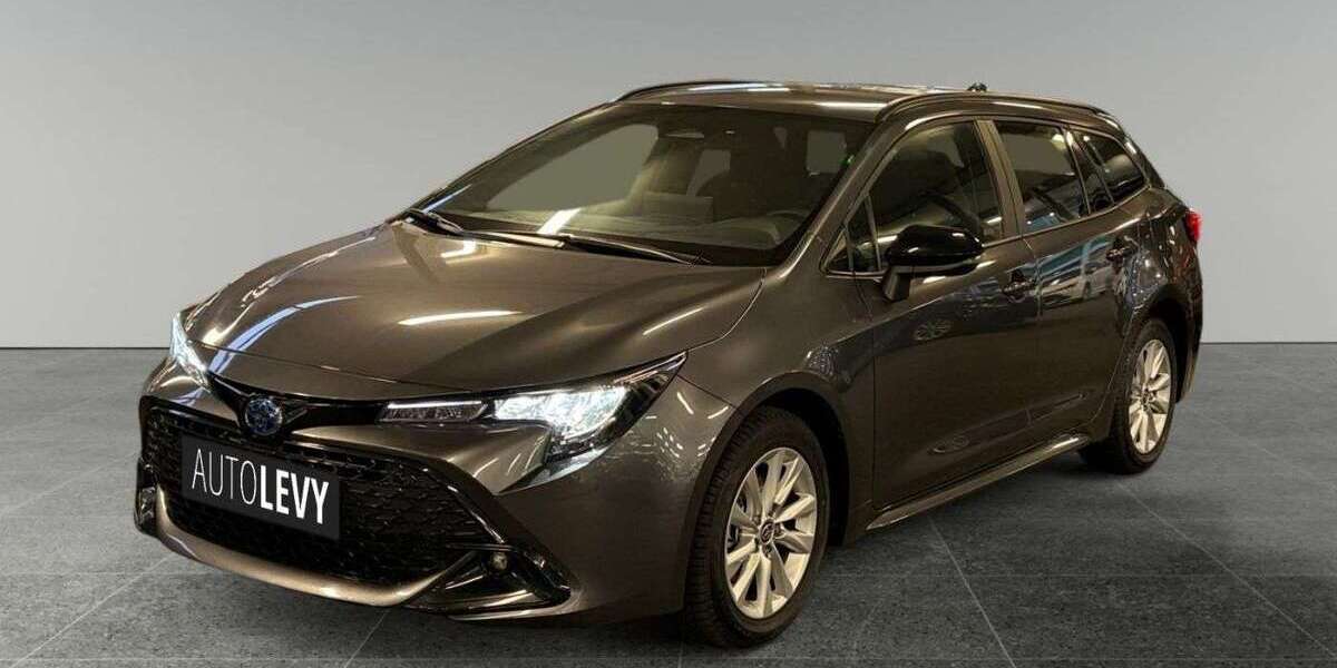Toyota Corolla 17.921 km 26.890 &euro; Düsseldorf 40233