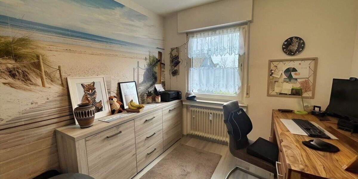 Etagenwohnung Wermelskirchen - 3 Zimmer, 95 m&sup2;, 245.000&euro; | Angebot:25390897