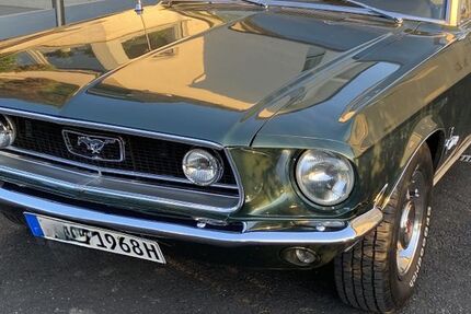 Ford Mustang 731.301 km 35.000 &euro; Bergisch Gladbach 51469